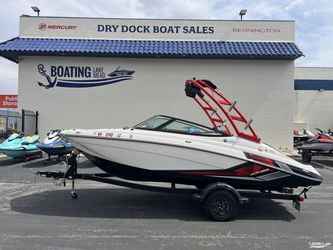 2018 Yamaha Boats Ar195