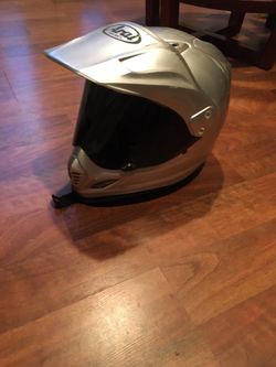 Arai xd3 dual sport helmet (mens size medium)