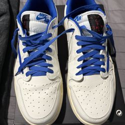Jordan 1s Travis Scott