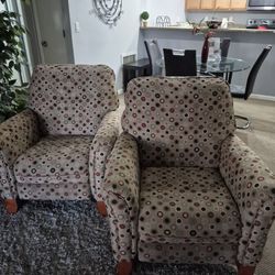 TWO RECLINING CHAIRS 