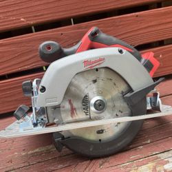 Milwaukee 6 1/2 Inch Circle Saw