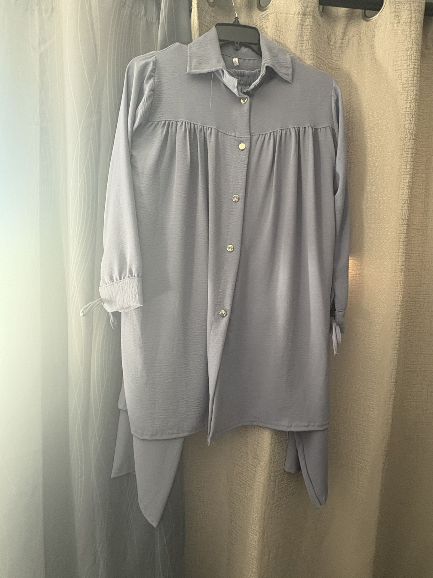 Beautiful One Size Gray Blue Set Very Elegant Very Comfortable Brand New 