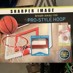 Sharper Image Breakaway Rim Pro Style Basketball Hoop, NIB