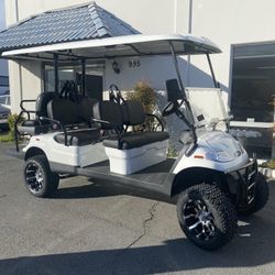 2022 Lifted Golf Cart W/lithium Battery