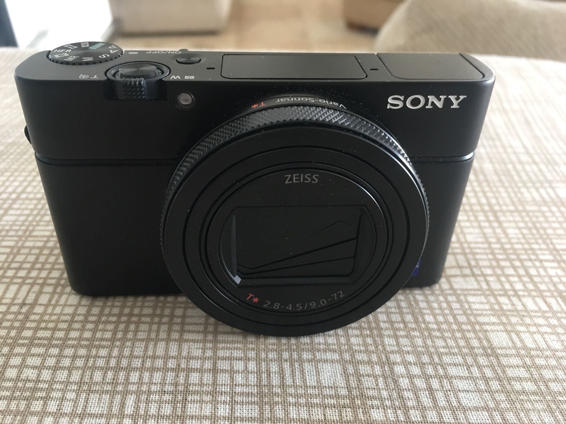 Sony RX100 VI Camera *Newest model*