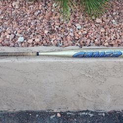 Louisville Slugger "Gamer" Softball Bat 34" 28 Oz
