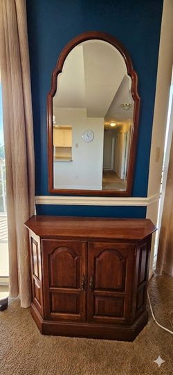 Console table and wall mirror together or separate