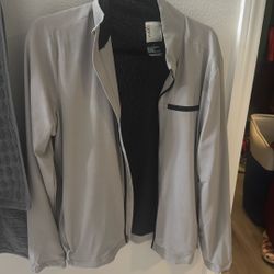 Vouri Medium Sweater Never Worn
