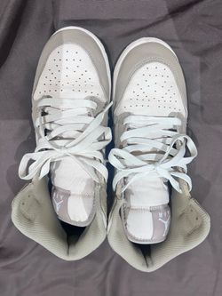 Air Jordan Low-Top Sneakers White Gray