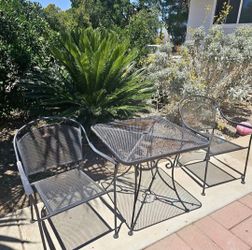 Iron Patio Set $80