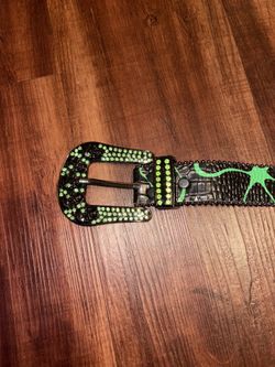 Electric slime green green crystal skull belt