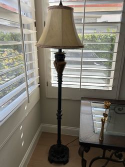 2 tall lamps