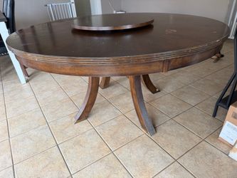 Large 5’ Diameter Round Dining Table and Four Chairs – $100 OBO