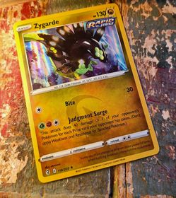#5 POKEMON CARDS SET MINT ENERGY YELLOW, LYCANROC HOLO, ZIGARDE HOLO
