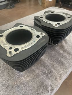 HARLEY DAVIDSON MILWAUKEE 8 TOURING CYLINDERS SET 1(contact info removed) 1(contact info removed) M8 CYLINDER