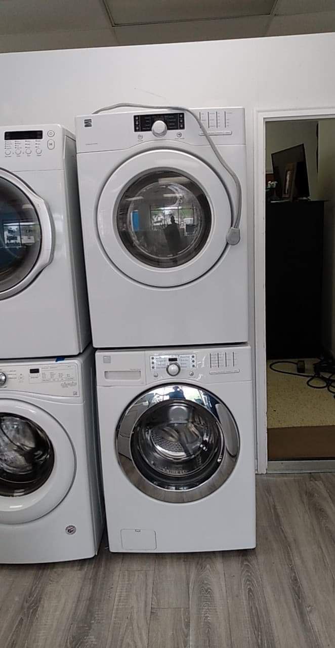Kenmore Washer And Electric Dryer Set For $680