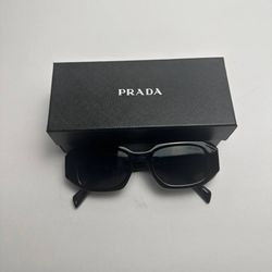 Prada Milano Sunglasses Black 