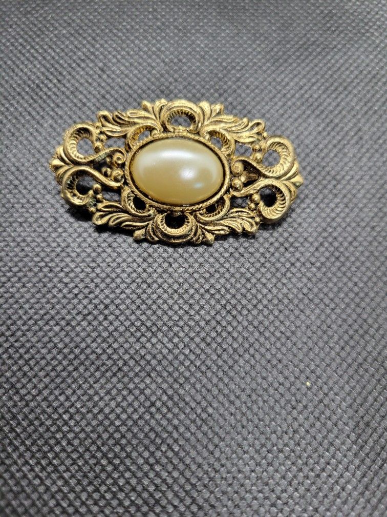 Gold And Faux Pearl Oval Brooch