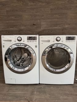 LG washer and dryer gas laundry set