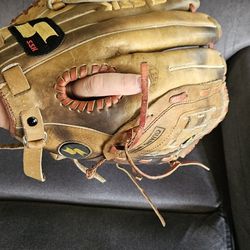 SSK Steerhide Baseball Glove