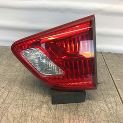 2017-2019 NISSAN PATHFINDER RIGHT TRUNK LIGHT OEM