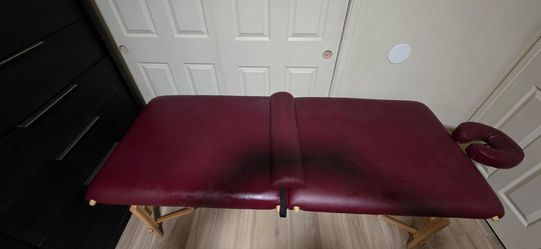 Portable Folding Massage Table with Face Cradle