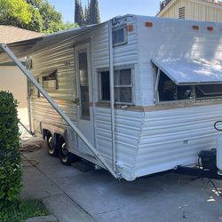 1976 Fleetwood Prowler