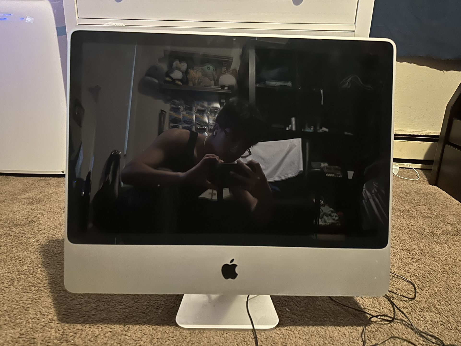 (FOR PARTS) Early 2008 iMac 20inch