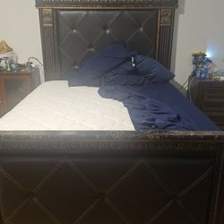 Used Queen Bed With New Mattress 
