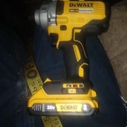 Dealt Impact Wrench Drill