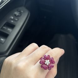 Elegant 18K Gold Ruby & Diamond Ring – 5.22ct Ruby, 0.34ct Diamonds – 8.02g Size 7