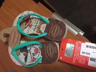 Brand New size 10c for toddlers ! $20