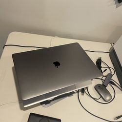 MacBook Pro Refurbished Like New