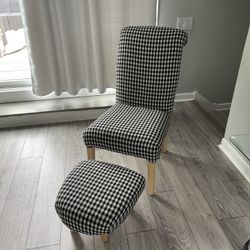 Chair with Foot Rest