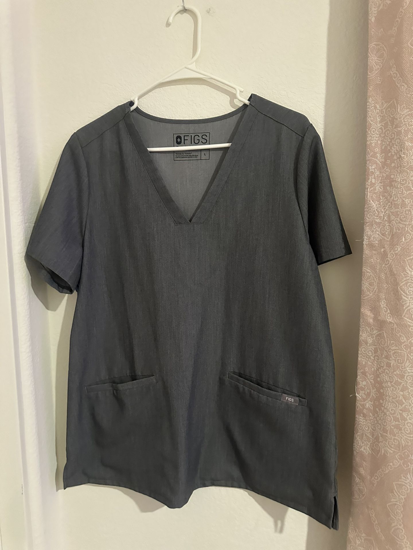 Pre Own Scrubs FIGS Gray Color 