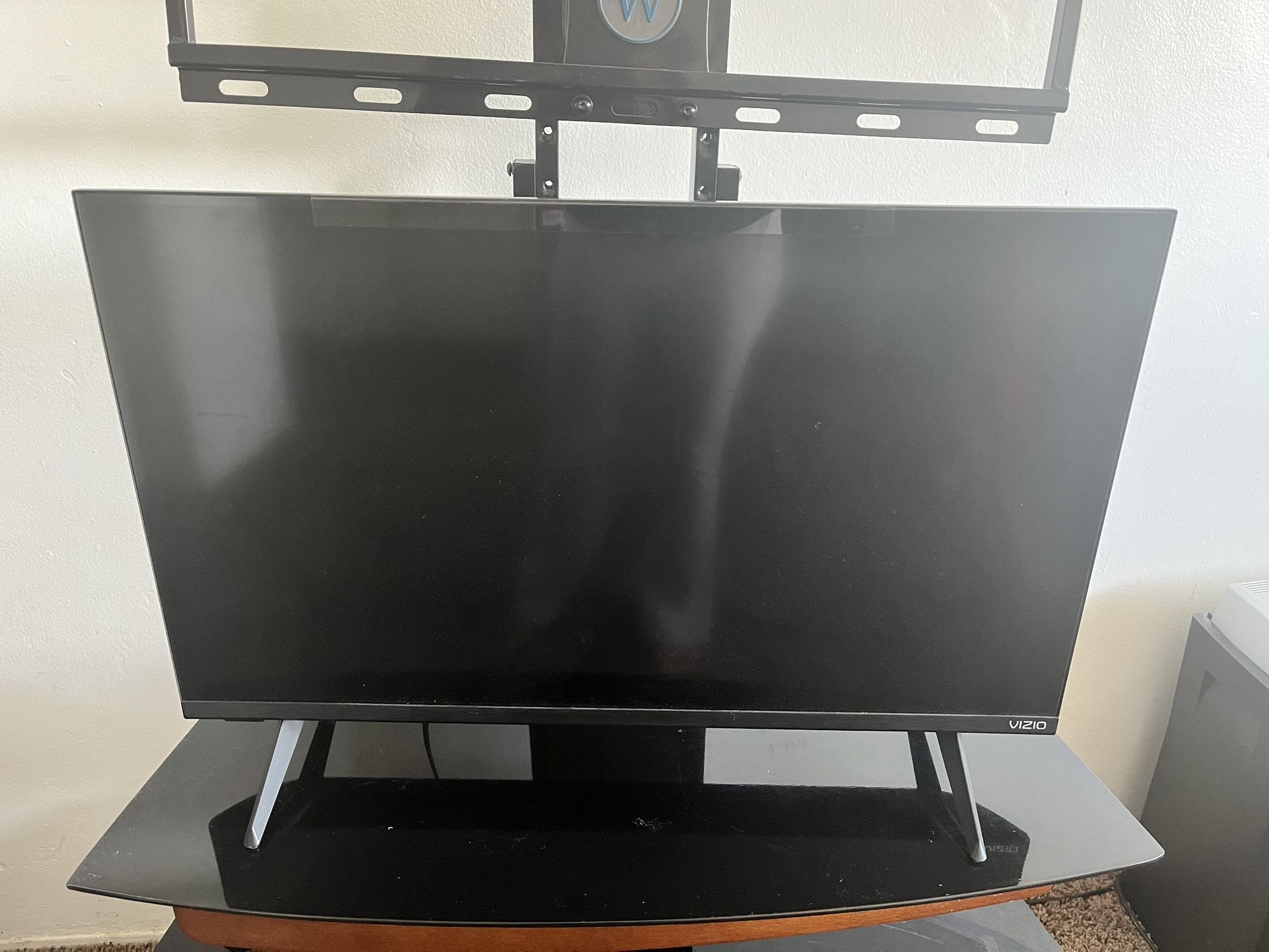Small tv & tv Shelf