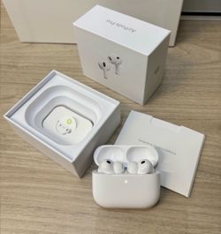 Rarely used AirPod Pro 3