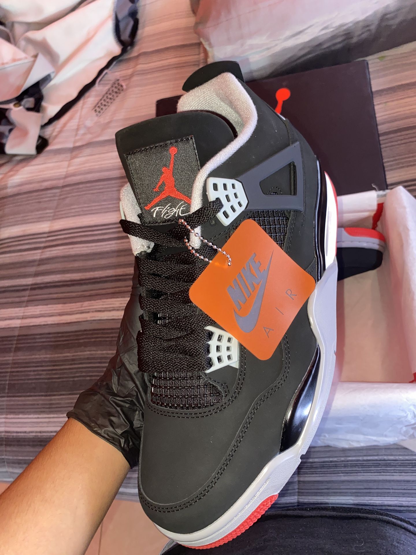 Bred 2019, Jordan 4