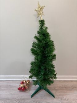 3 Foot Tall Tinsel Christmas Tree