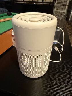 White Compact Air Purifier with USB Cable