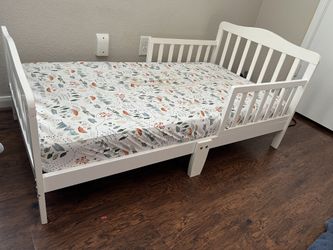 Toddler Bed With Mattress
