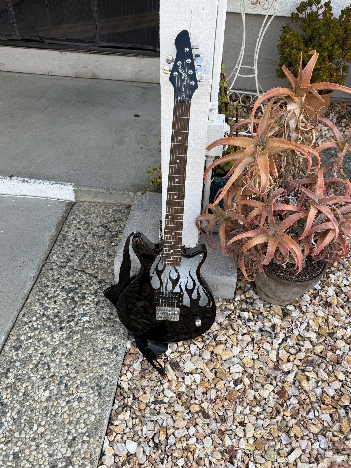 First Act ME1980 Electric Guitar Black