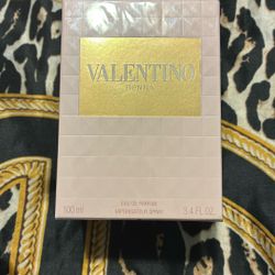 Women’s Valentino Donna