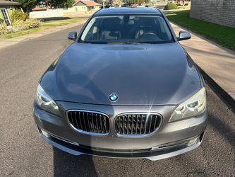 2015 BMW 740i