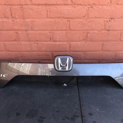 2016-2021 Honda Civic Trunk Piece W/ Camera 