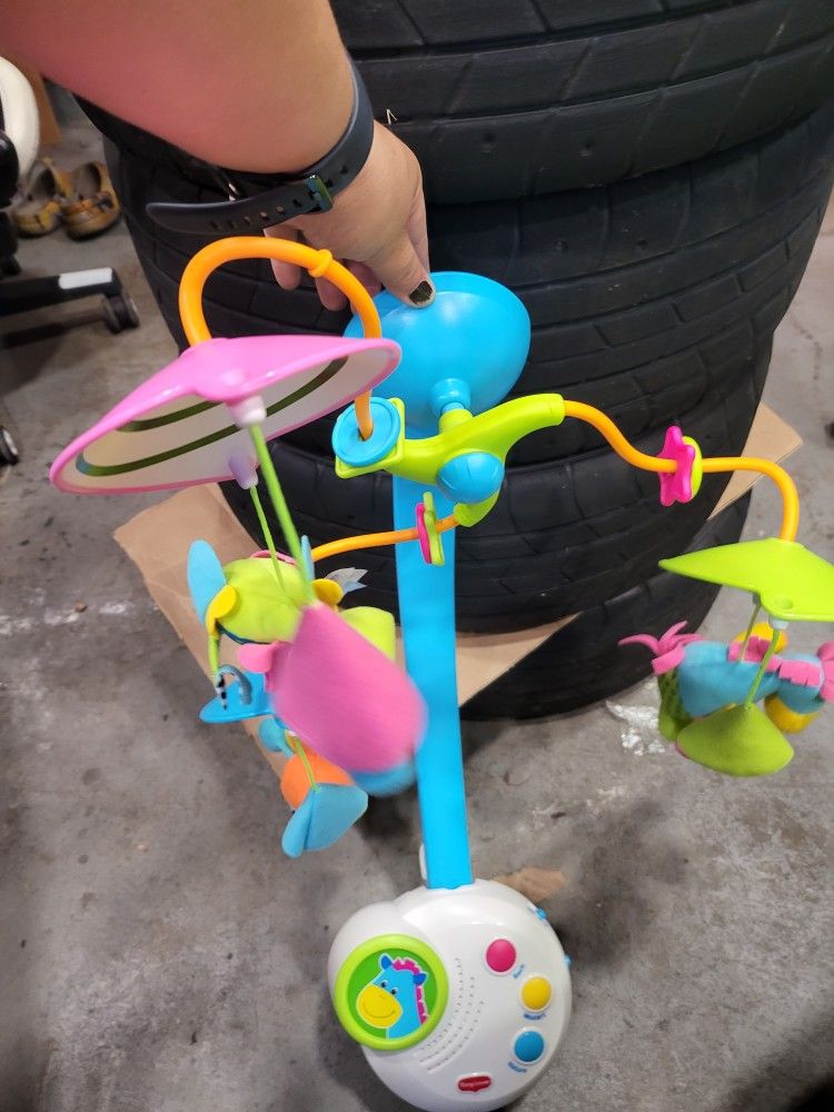 Tiny Love Meadow Days Soothe 'n Groove Baby Mobile