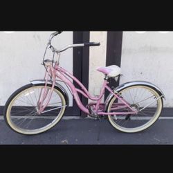 Schwinn Roxie Cruiser Bike