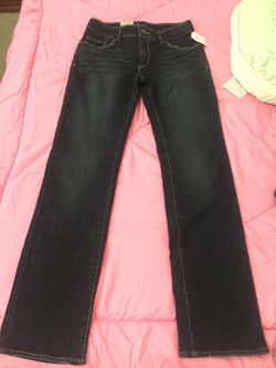 Levis slim straight jeans