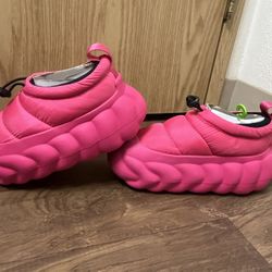Crocs