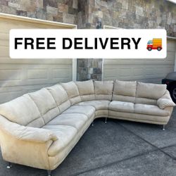 FREE delivery 🚚! Large Beige Sectional Couch